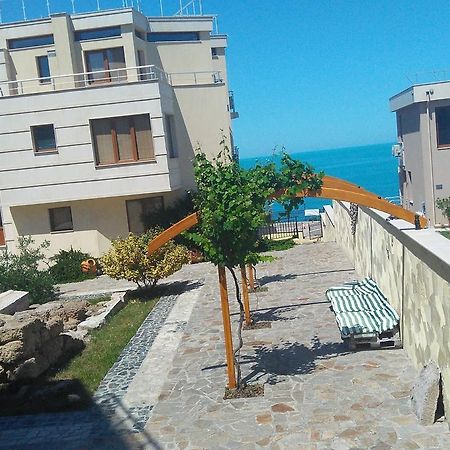 Akshaena Aparthotel Sozopol Esterno foto